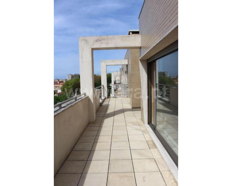 Apartamento T4 / Porto, Paranhos
