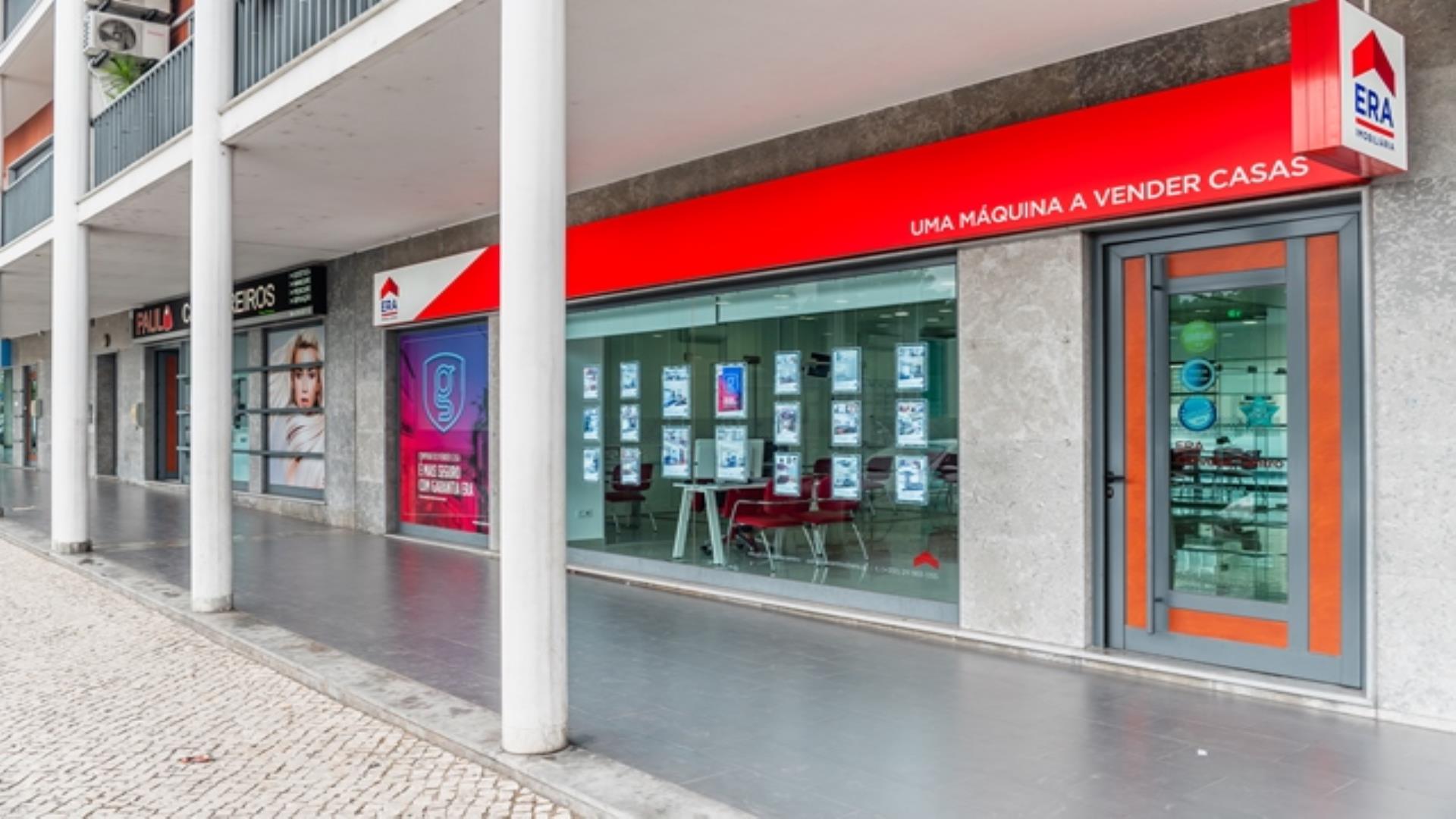 UNITED 4 REAL - Soc. Mediação Imobiliária Lda